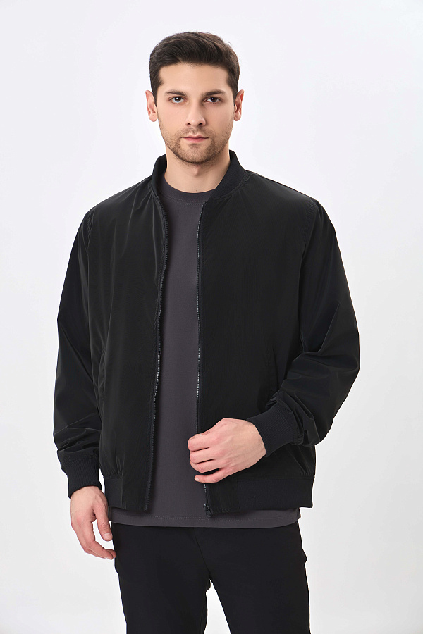 Ветровка короткая длина